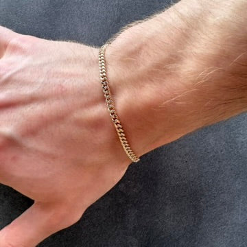 Solid Curb Link Bracelet