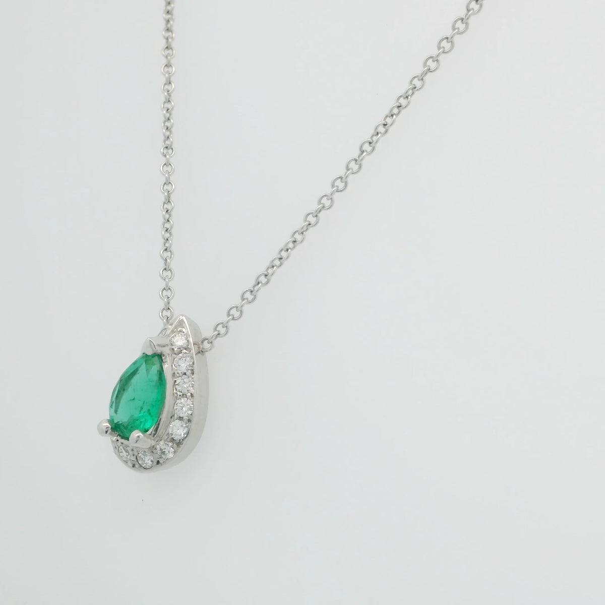 Emerald and Diamond Necklace