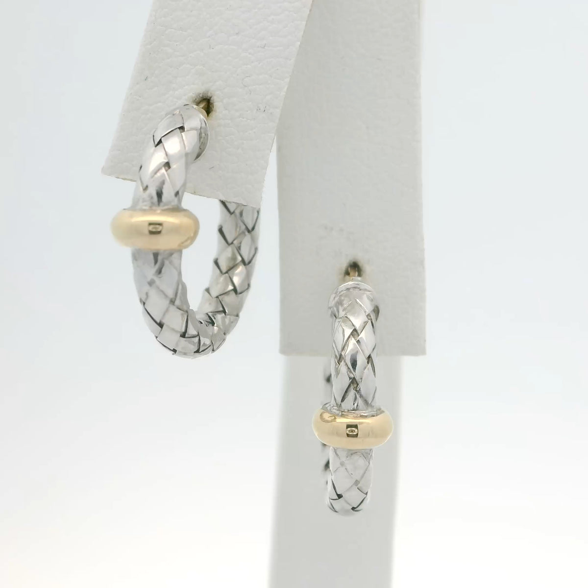 Two Tone Traversa Hoops