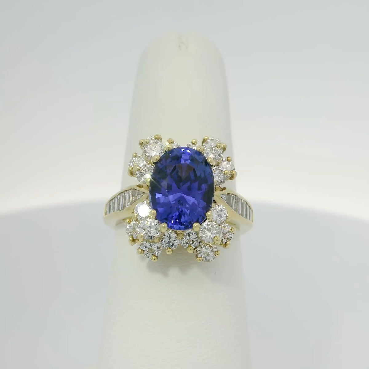 Tanzanite and Diamond Ring