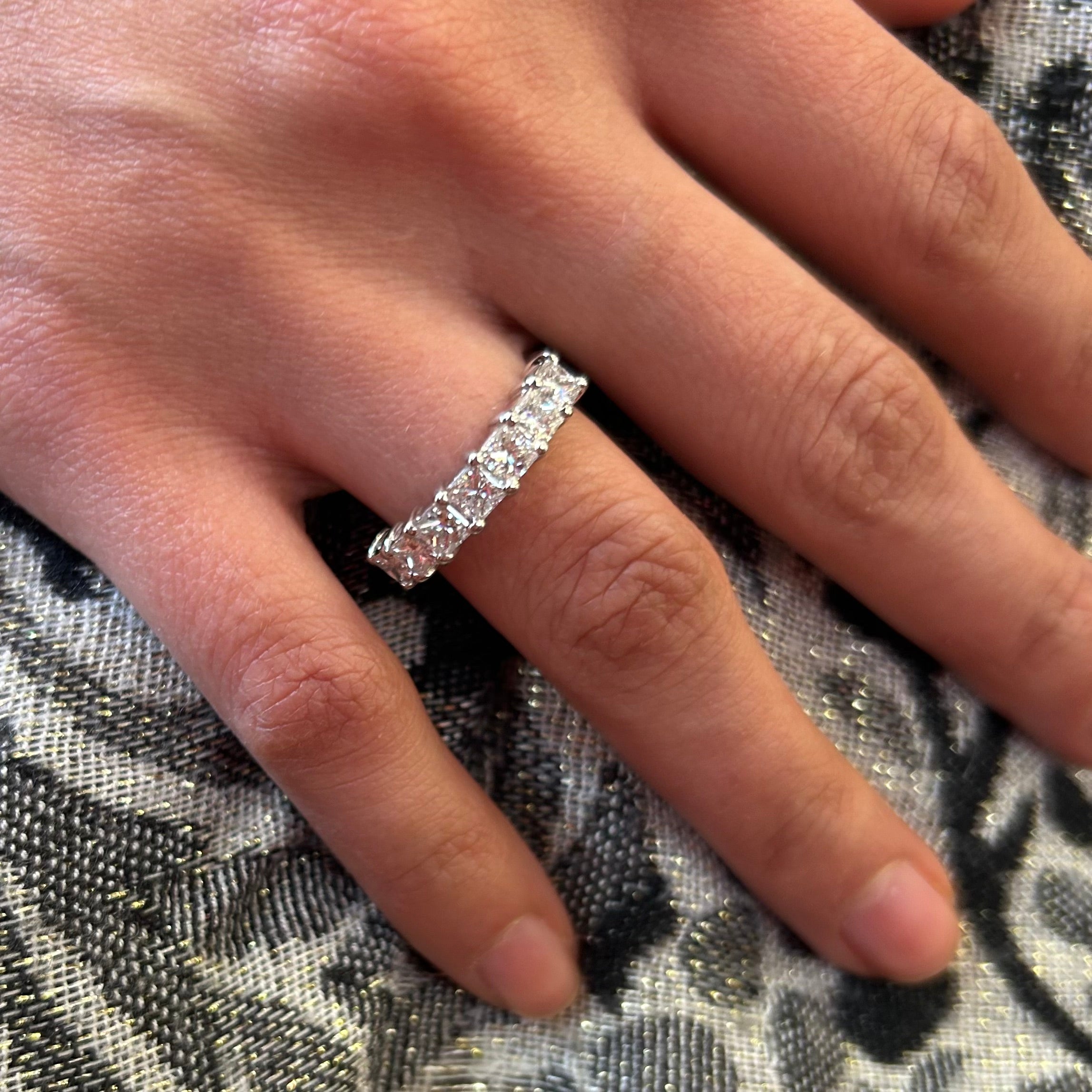 1/2 Carat Seven-Stone Diamond Anniversary Wedding Ring