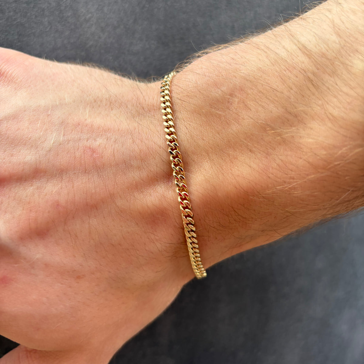 Solid Curb Link Bracelet