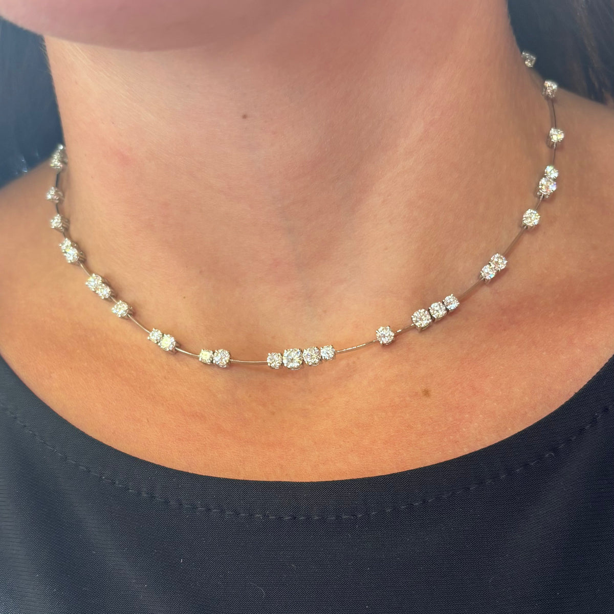 Floating Diamonds Necklace