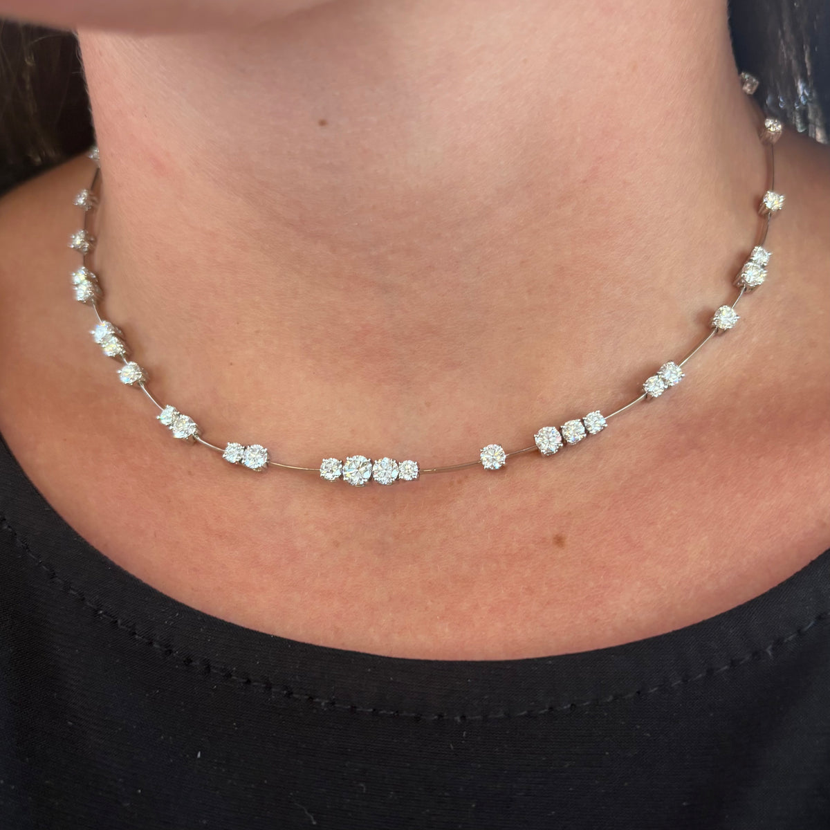 Floating Diamonds Necklace