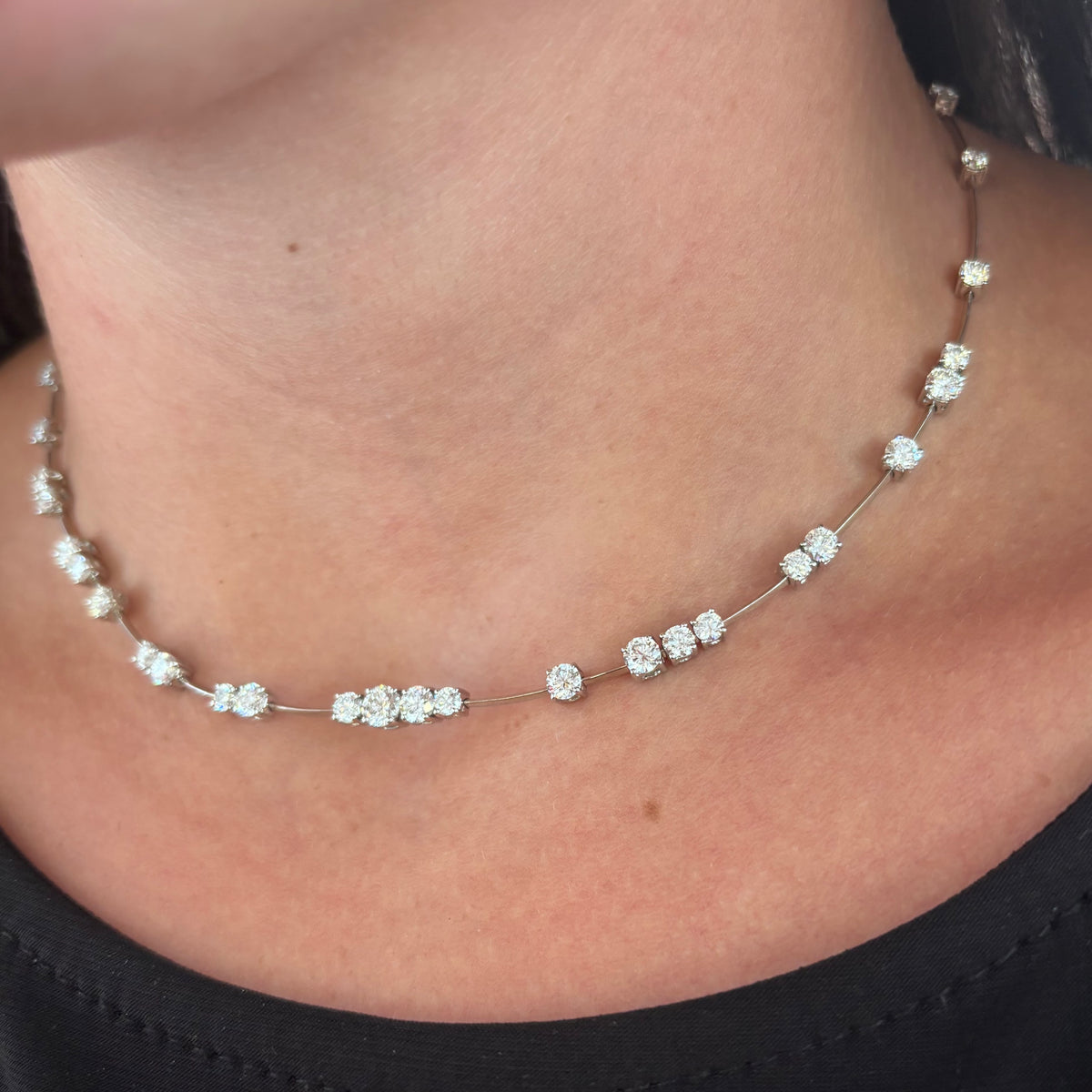 Floating Diamonds Necklace