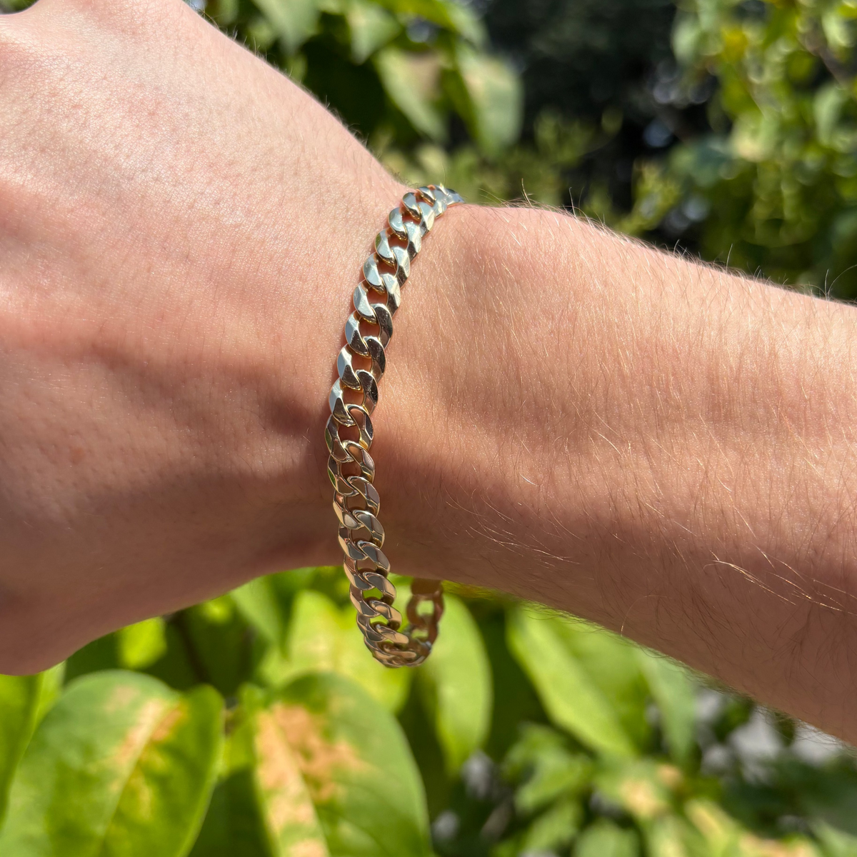 Solid Curb Link Bracelet