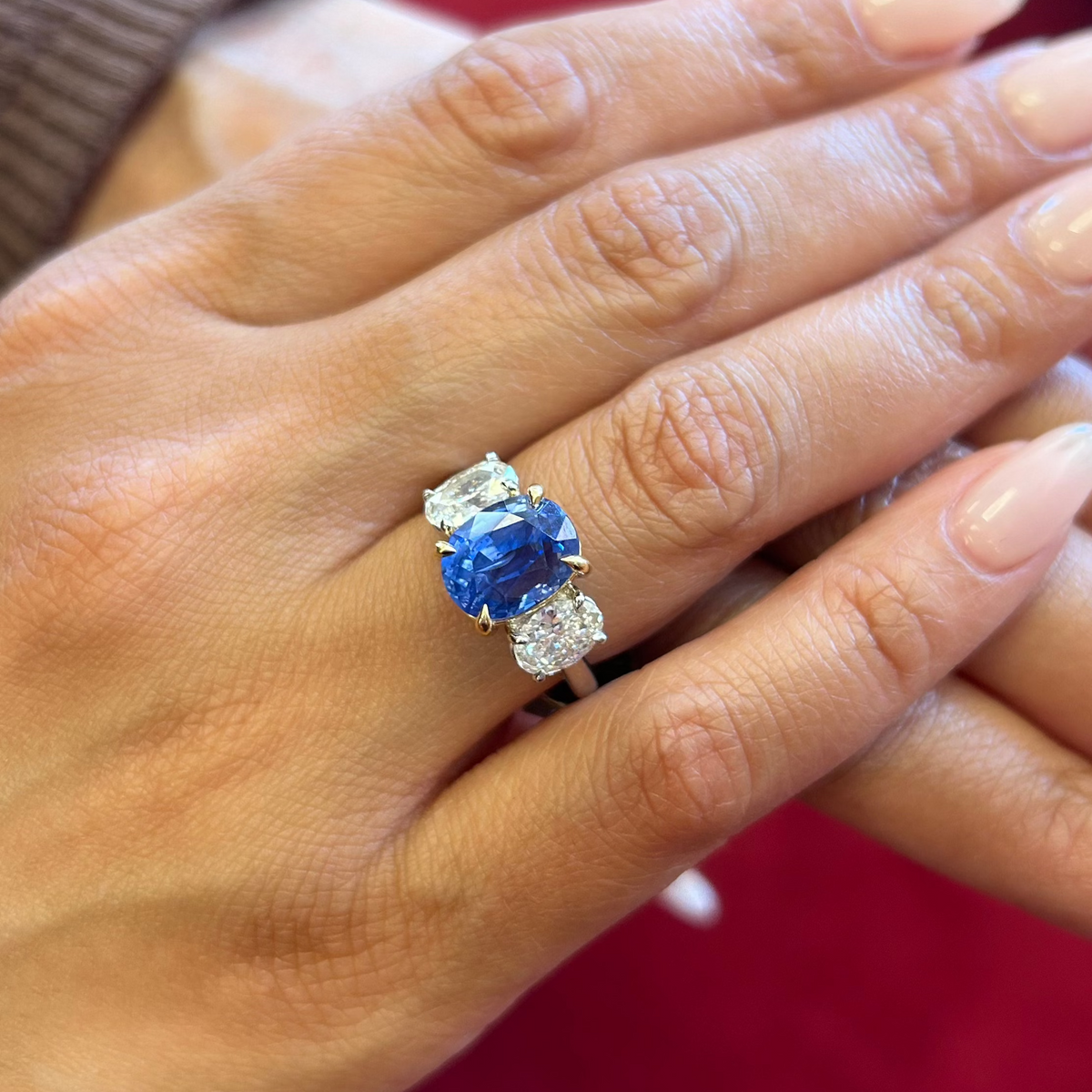 Unique Sapphire and Diamond Ring with GIA Certificate