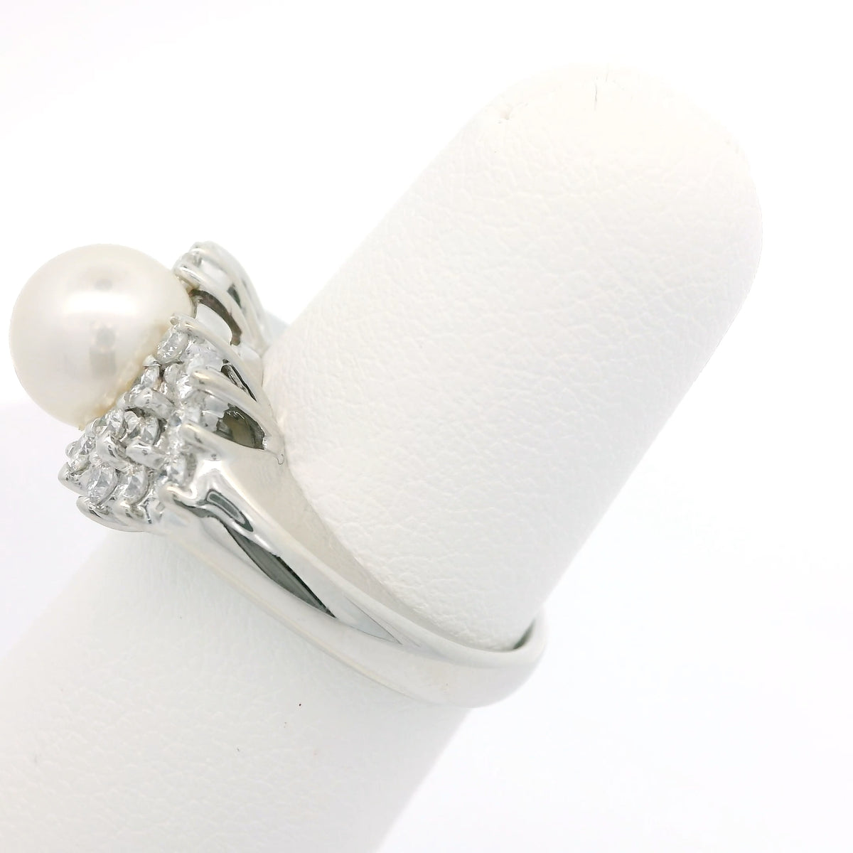 Pearl and Diamond Ring