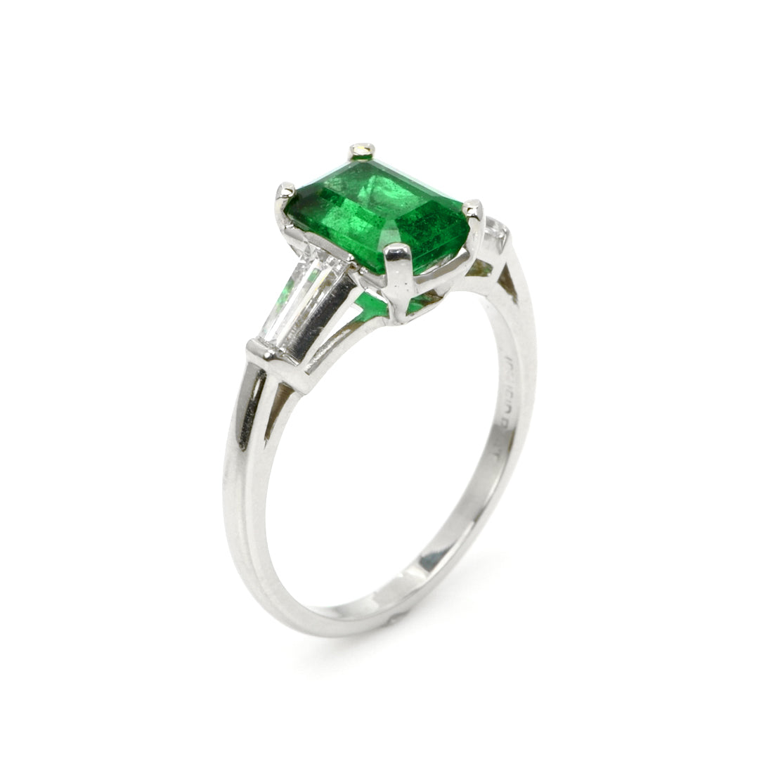 Emerald 3 Stone Ring